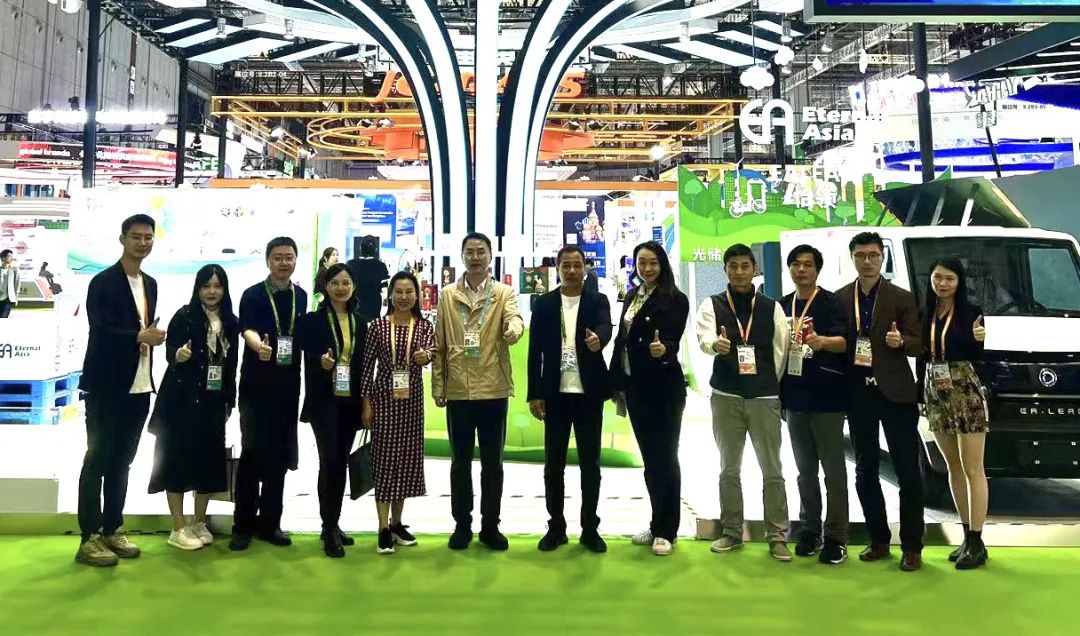 第6届进博会进行时，jinnianhui今年会-联怡展台精彩不断